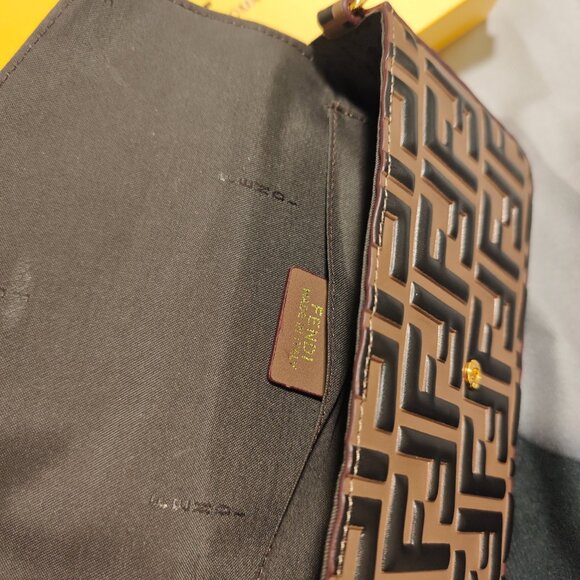 FENDI WALLET ON CHAIN WITH POUCHES - Picture 7 of 9